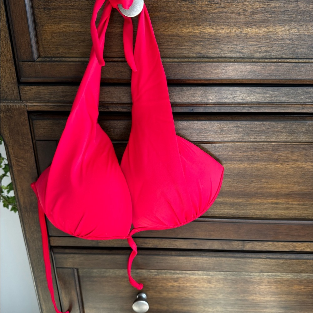 VENUS Vibrant Red Bikini Top